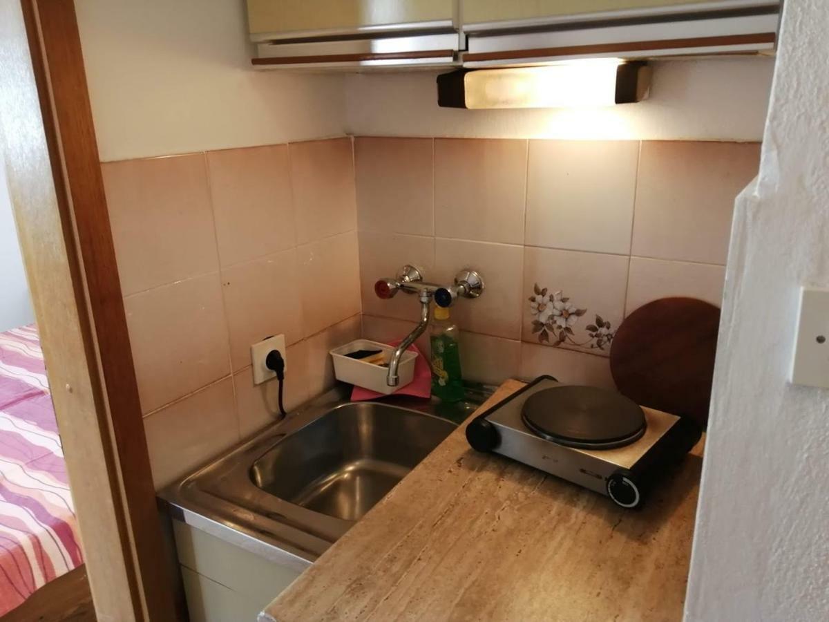 Maribela Apartments 特罗吉尔 外观 照片